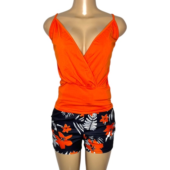 New Black and Orange Women Outfit Set Size M and L Stretchy Short and Wrap Top - Picture 3 of 7